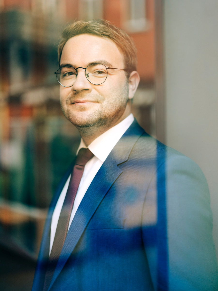 Dr. Daniel Jordanov